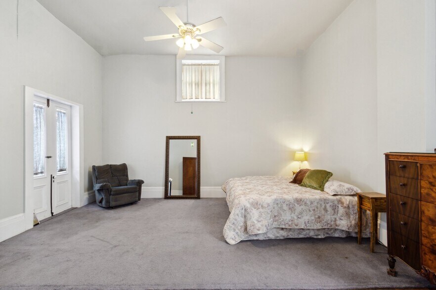 More Photos Of 1410 Jackson Ave, New Orleans Lodge Meeting Hall For Sale