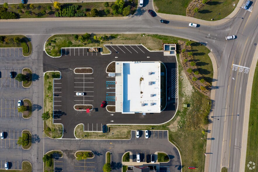 More Photos Of 3169-3175 Fairlane Dr, Allen Park Freestanding For Lease