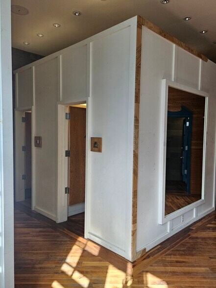 More Photos Of 131 E Green St, Ithaca Apartments For Lease