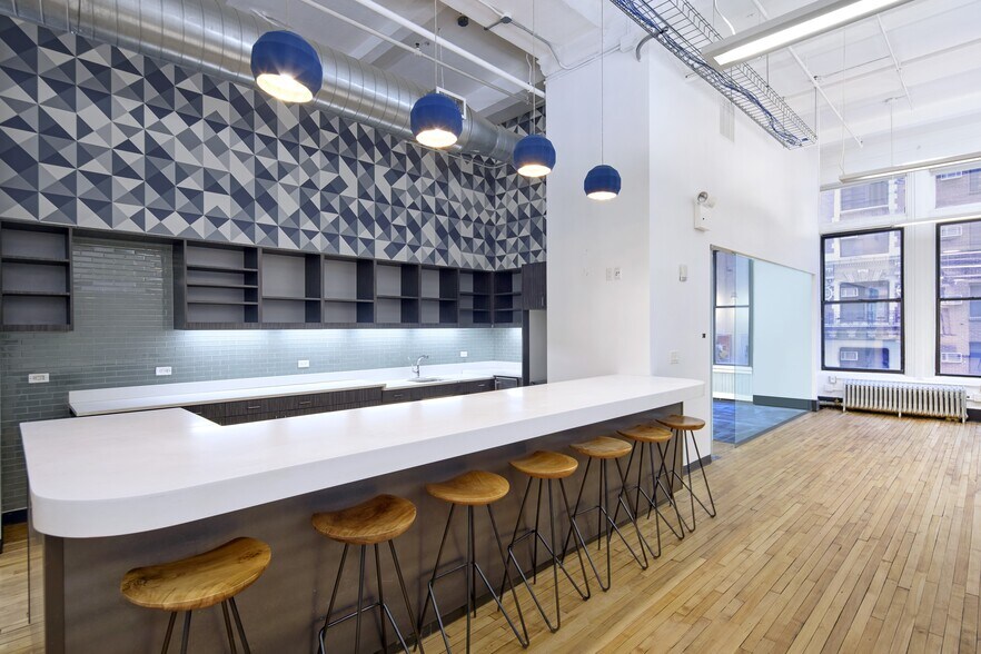More Photos Of 6 E 32nd St, New York Office For Lease