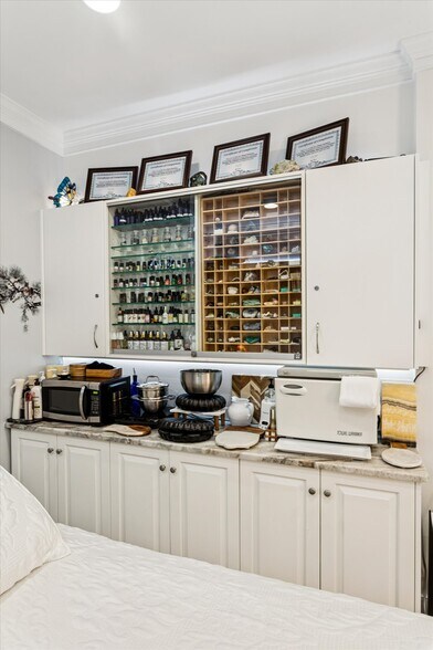 More Photos Of 5000 New Point Rd, Williamsburg Office For Sale