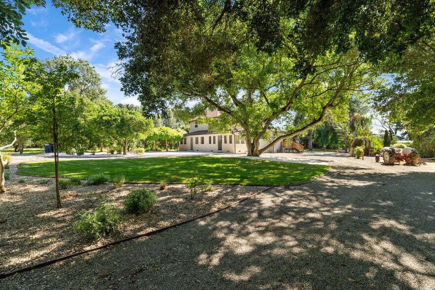 More Photos Of 14268 CA-160, Isleton Apartments For Sale