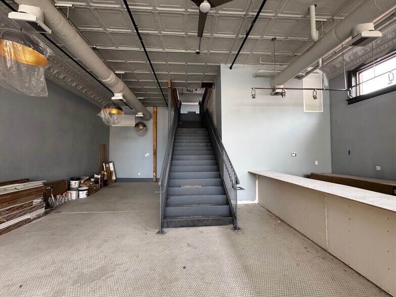 More Photos Of 1100 Main St, Newberry Restaurant For Sale