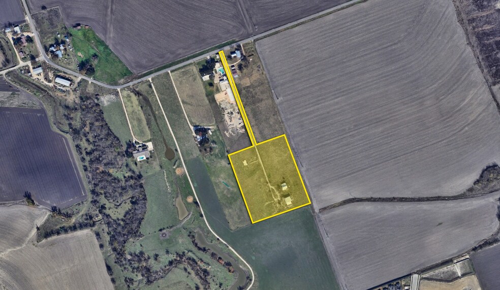More Photos Of 5460 County Road 100, Hutto Land For Sale