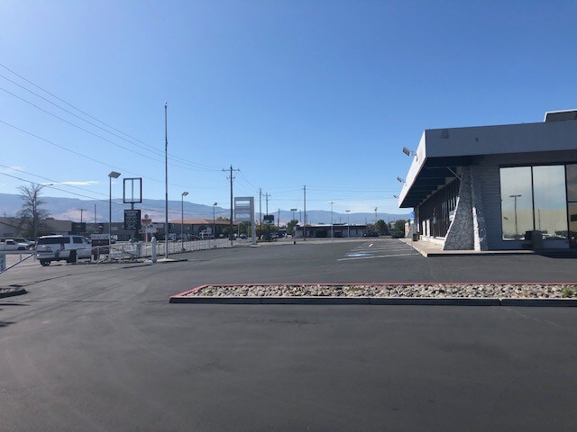 More Photos Of 3223 Mill St, Reno Service For Lease