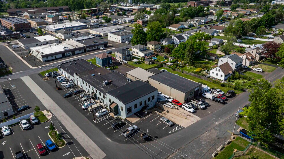 More Photos Of 400 Lincoln Ave, Hatboro Light Distribution For Sale