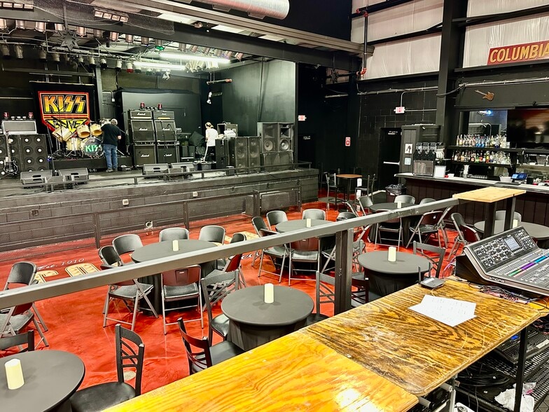 More Photos Of 832 Gallia St, Portsmouth Theater Concert Hall For Sale