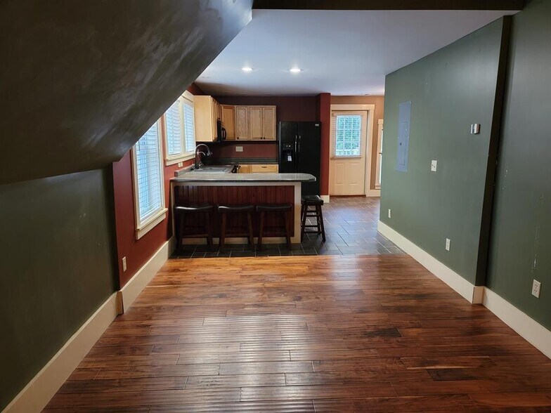 More Photos Of 5-9 Merchant St, North Walpole Apartments For Sale