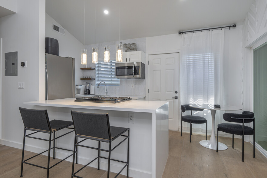 More Photos Of 1534 W Osborn Rd, Phoenix Apartments For Sale