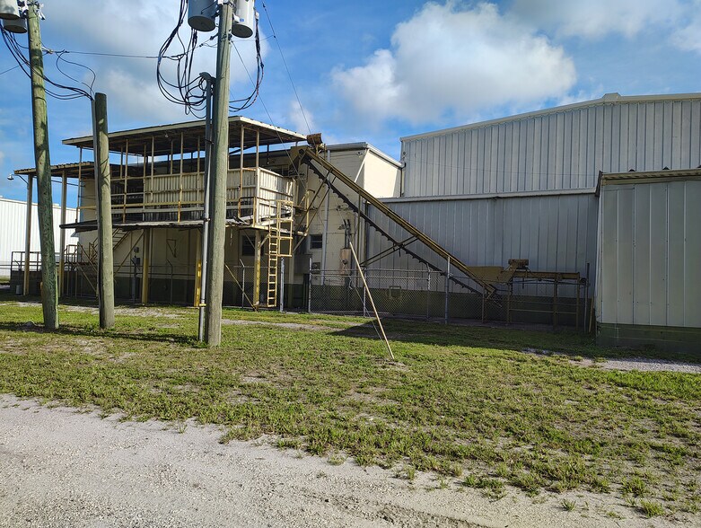 More Photos Of 3340 Enterprise Rd, Fort Pierce Warehouse For Sale