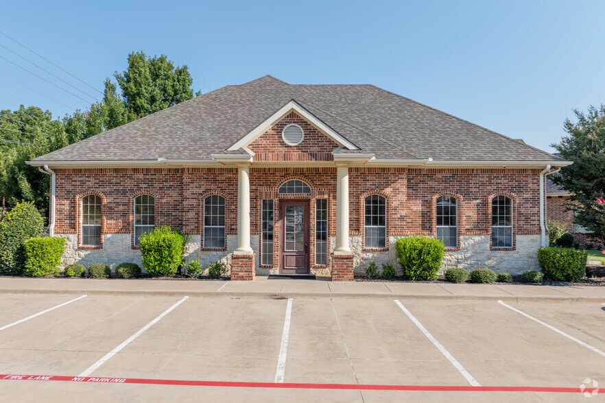 More Photos Of 3201 Cross Timbers Rd, Flower Mound Medical For Sale