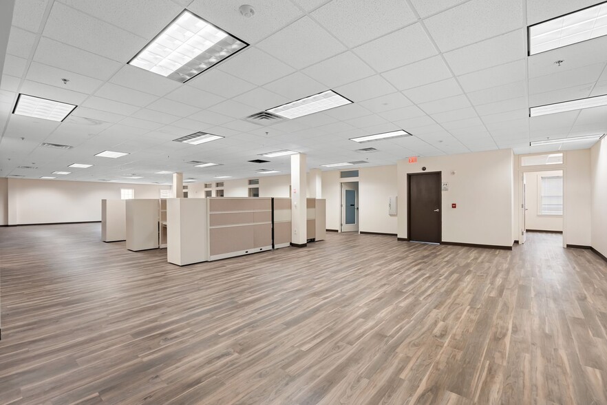 More Photos Of 112 Long Hollow Pike, Goodlettsville Office For Lease