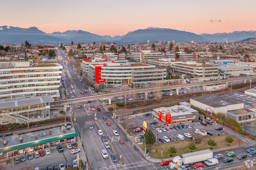 More Photos Of 2920 Virtual Way, Vancouver Office For Lease