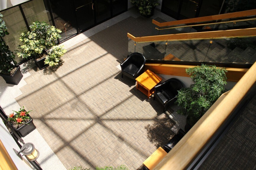 More Photos Of 10 Waterside Dr, Farmington Office For Lease