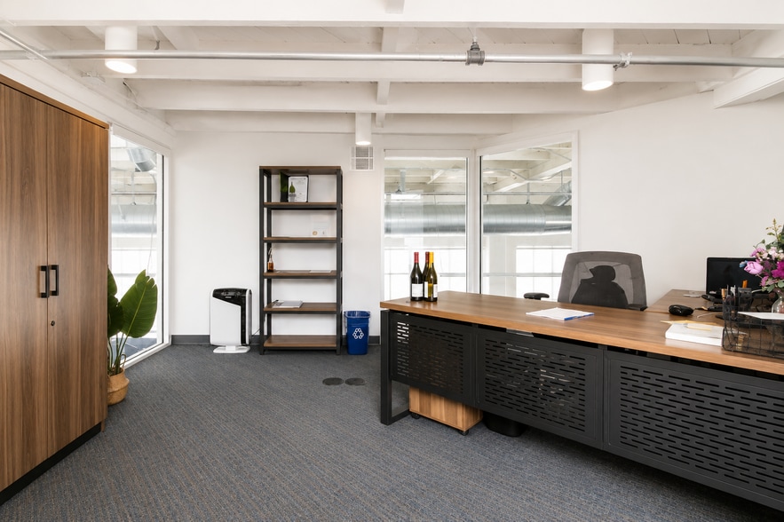 More Photos Of 154-170 Capp St, San Francisco Flex For Sale
