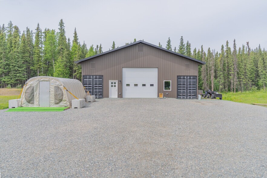 More Photos Of Quartz Lake, Delta Junction Lodge Meeting Hall For Sale