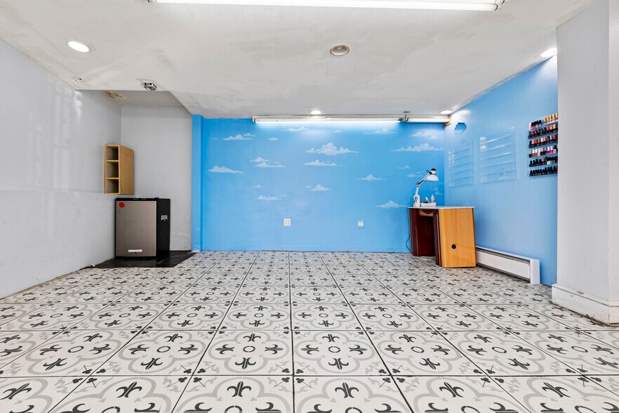 More Photos Of 210 Washington St, Boston Auto Repair For Sale