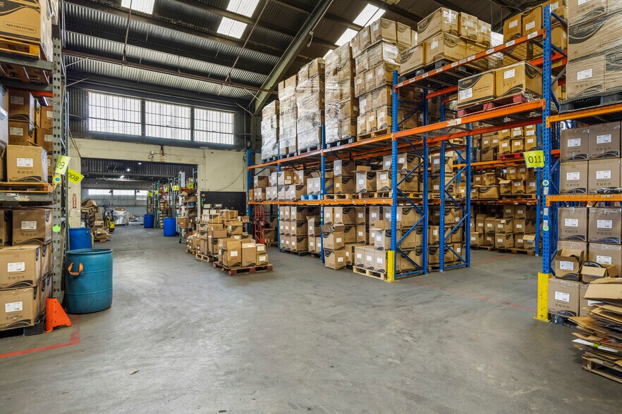 More Photos Of 1260-1280 E 9th St, Pomona Manufacturing For Sale