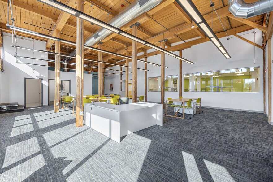 More Photos Of 59-85 Chapel St, Newton Office For Lease