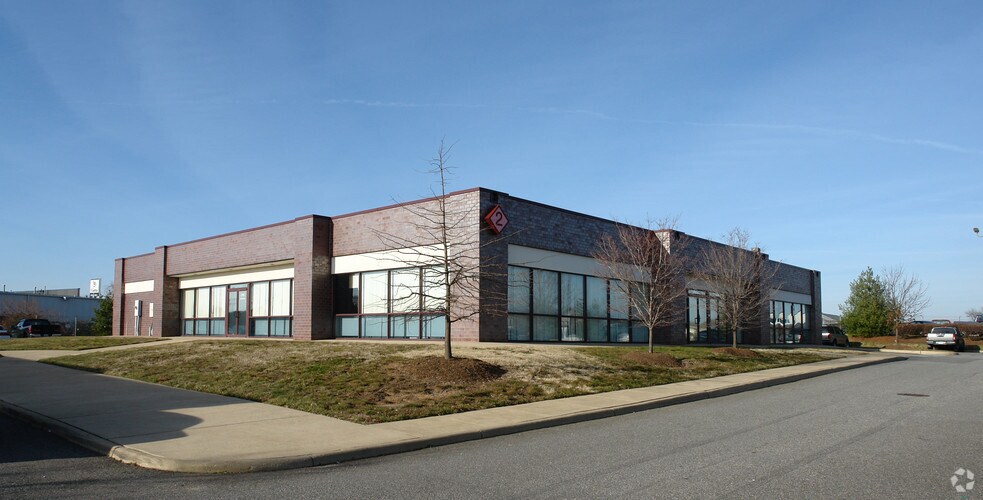 Primary Photo Of 4729 Carr Dr, Fredericksburg Office For Sale