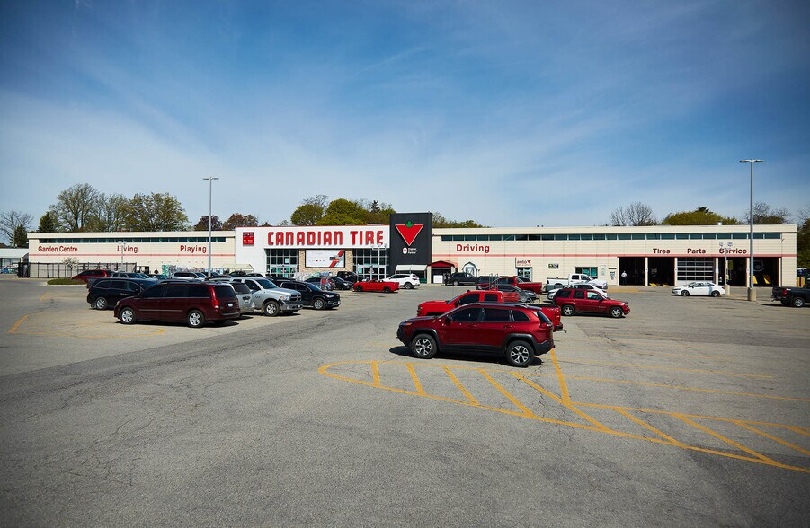 More Photos Of 200 Broadway St, Tillsonburg Unknown For Lease