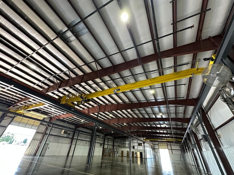 More Photos Of 4800 S Council Rd, Oklahoma City Warehouse For Lease