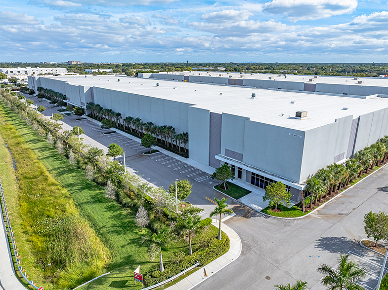More Photos Of 12000 NW 39 St, Coral Springs Unknown For Lease