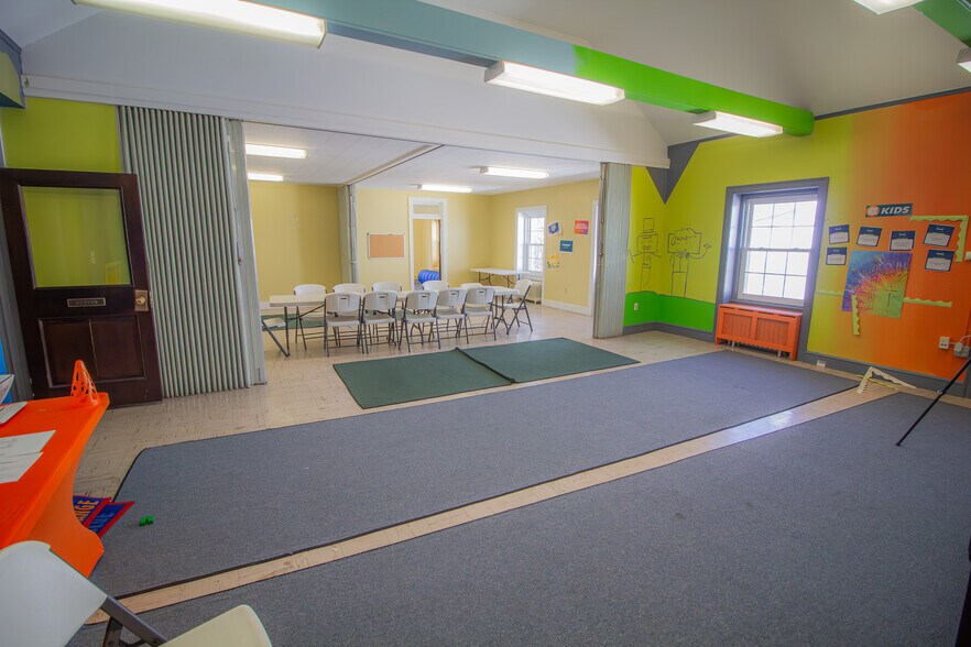 More Photos Of 181 Western ave, Albany Religious Facility For Sale