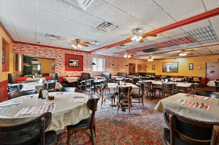 More Photos Of 1206 Route 51, Jefferson Hills Restaurant For Sale