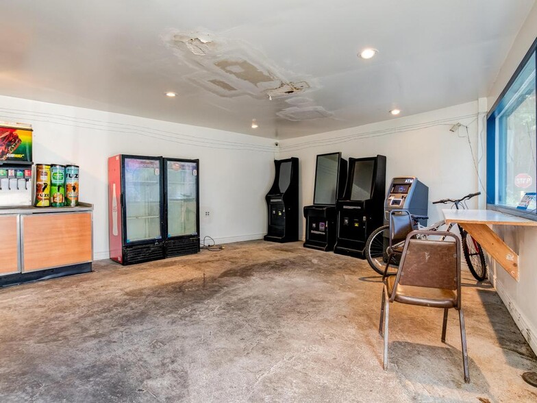 More Photos Of 800 Franklin Ave, Aliquippa Restaurant For Sale