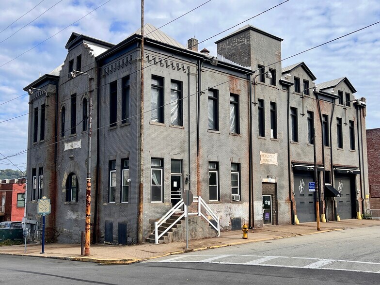 More Photos Of 205 E 9th Ave, Homestead Bar For Lease