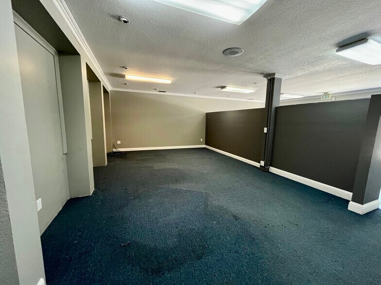 More Photos Of 3100 El Camino Real, Atascadero Industrial For Lease