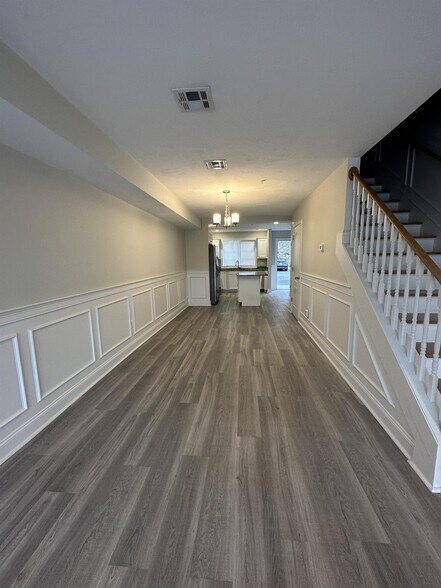 More Photos Of 89 W Main St, Northborough Apartments For Sale