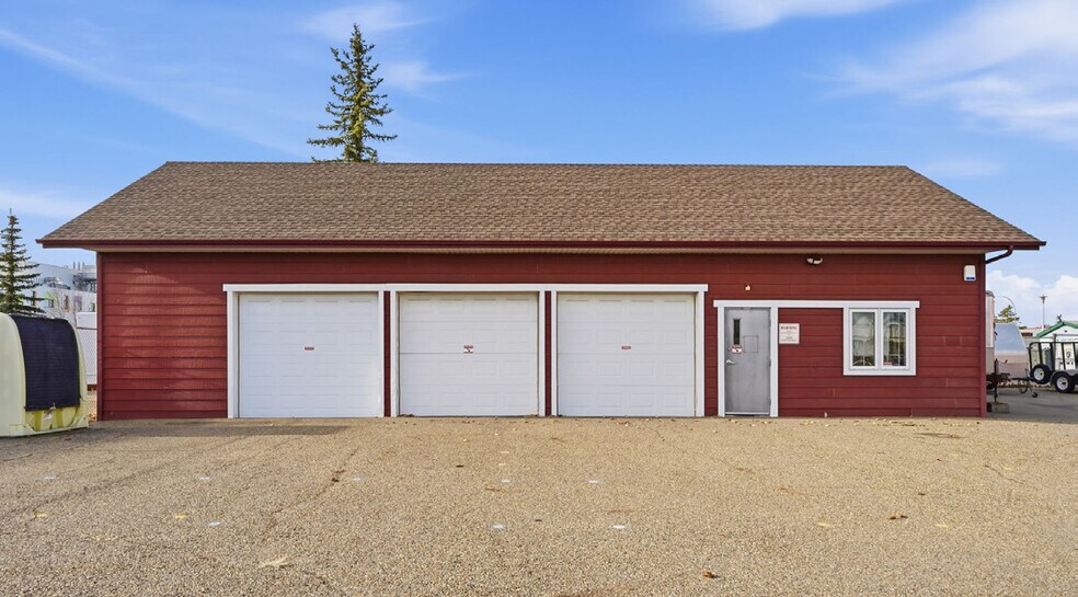 More Photos Of 4839 93th Ave NW, Edmonton Office For Sale
