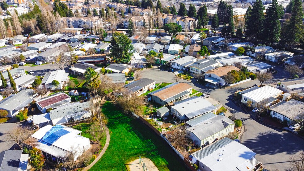 More Photos Of 750 Rohnert Park Expy W, Rohnert Park Manufactured Housing Mobile Home Park For Sale