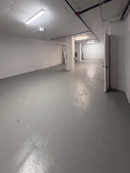 More Photos Of 651 4th Ave, Brooklyn Apartments For Lease
