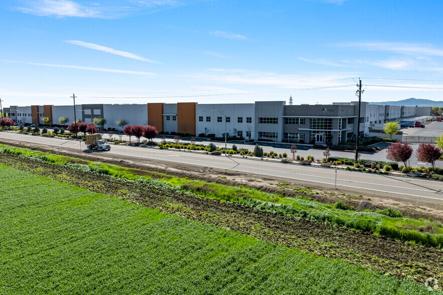 More Photos Of 1150 E Arbor Rd, Tracy Warehouse For Lease