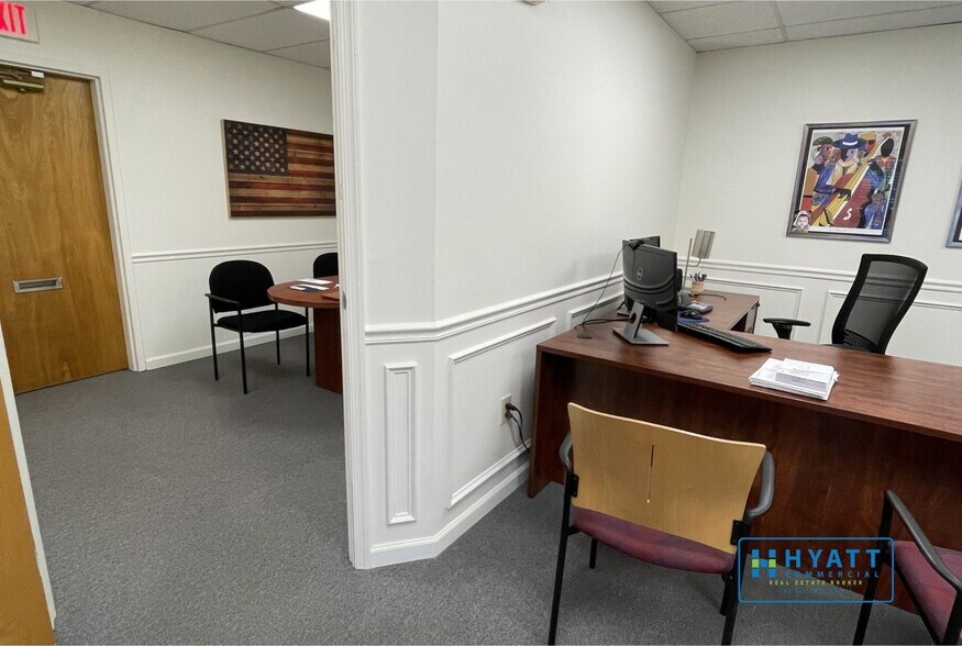 More Photos Of 821 W Benfield Rd, Severna Park Medical For Lease