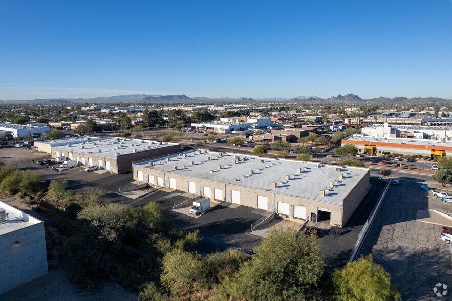 More Photos Of 4275-4285 S Santa Rita Ave, Tucson Light Distribution For Lease