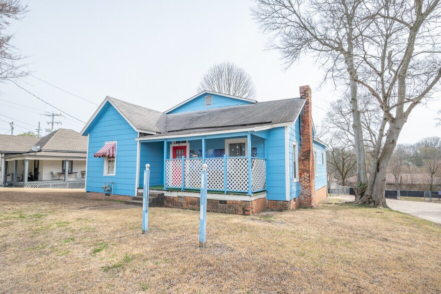 More Photos Of 128 Old West Point Rd, Starkville Daycare Center For Sale