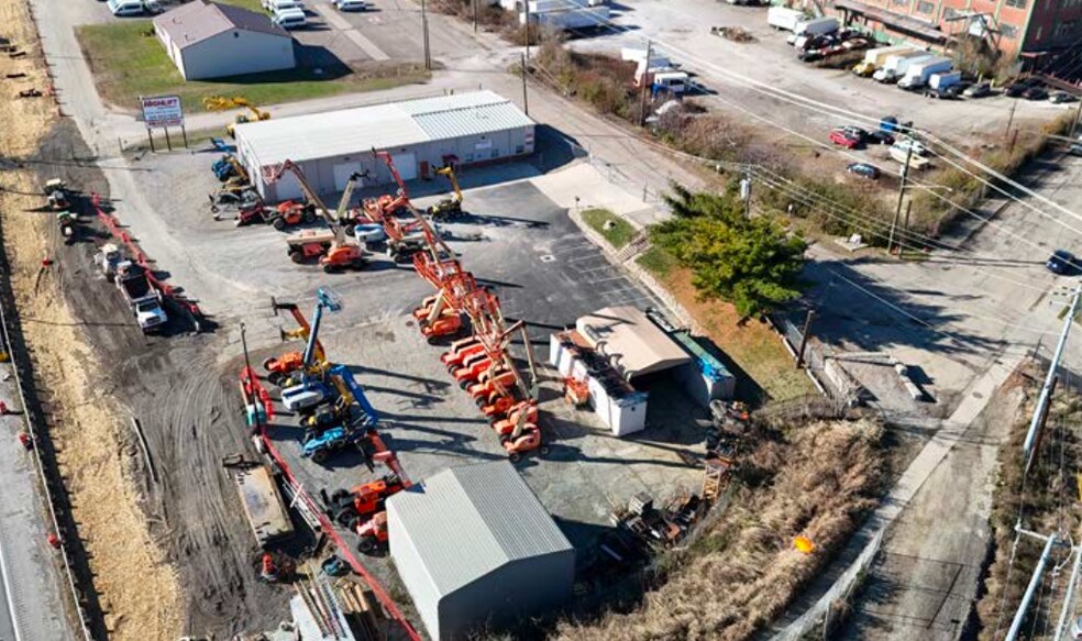 More Photos Of 125 Citycentre Dr, Cincinnati Industrial For Lease