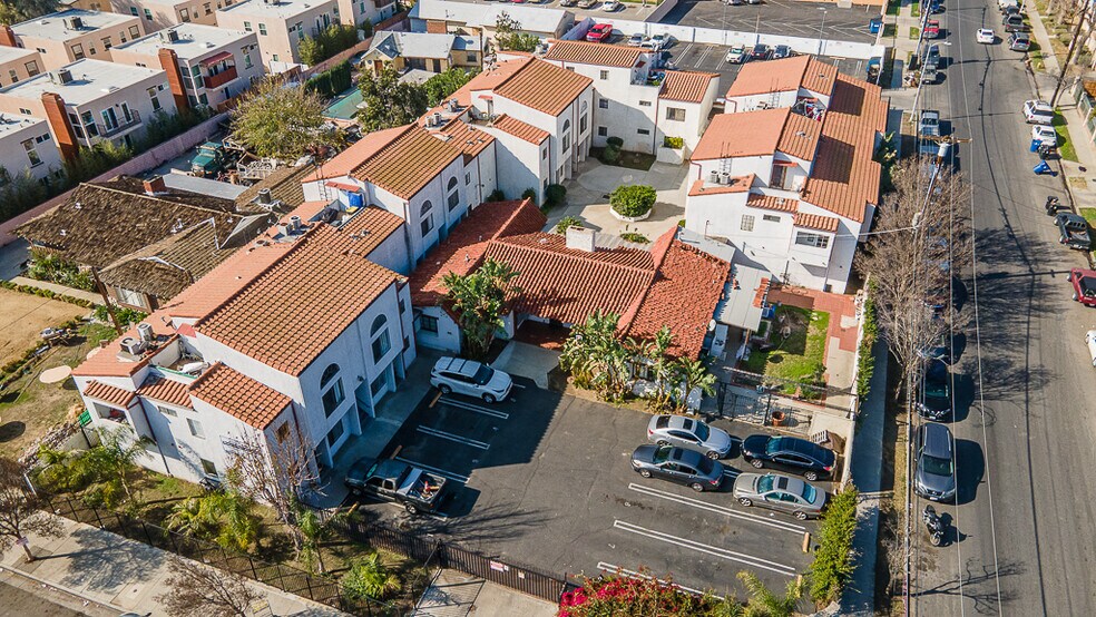 More Photos Of 9261 Wakefield Ave, Panorama City Apartments For Sale