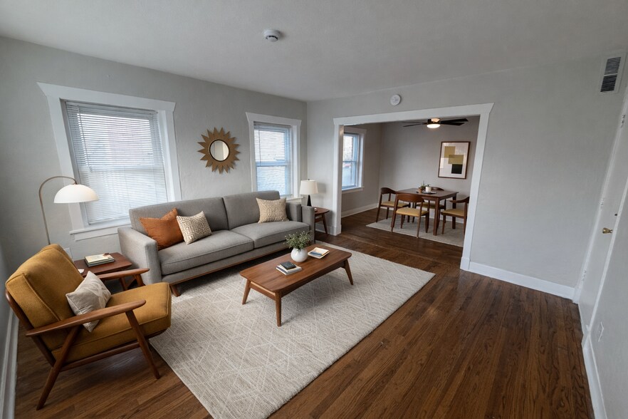 More Photos Of 206-208 W 34th St, Kansas City Apartments For Sale