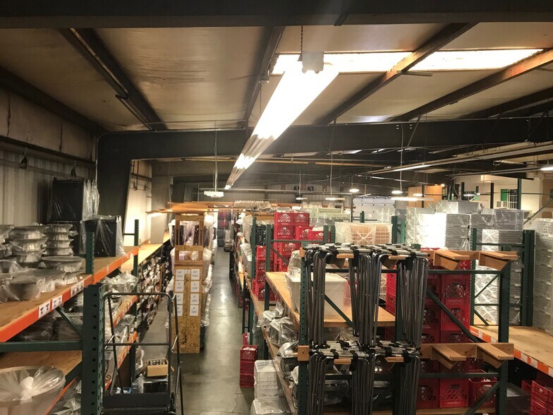 More Photos Of 30-36 Mill St, Healdsburg Warehouse For Lease