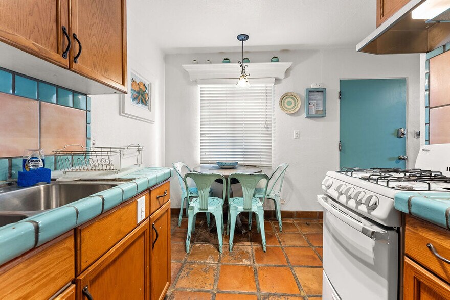 More Photos Of 2282-2284 Congress St, San Diego Apartments For Sale