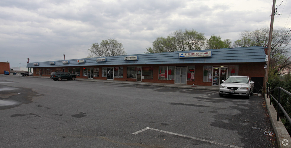 Primary Photo Of 2426-2446 Valley Ave, Winchester General Retail For Lease