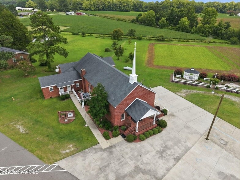 More Photos Of 2611 Fire House rd, Greenville Flex For Sale
