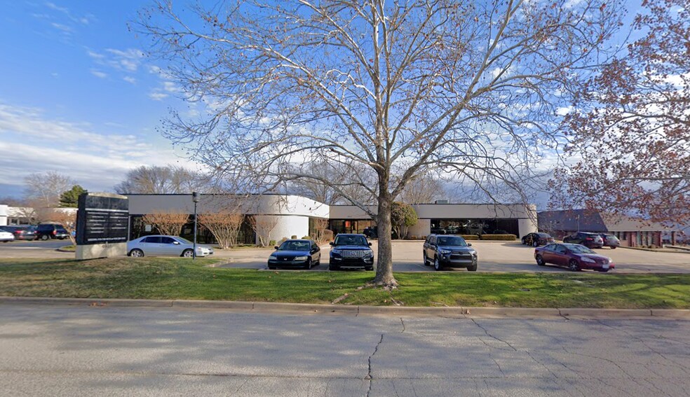More Photos Of 6931 S 66th East Ave, Tulsa Medical For Sale