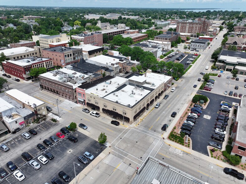 More Photos Of 15-19 E 1st St, Fond Du Lac Office For Lease