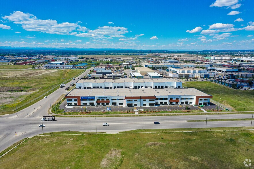 More Photos Of 5250 110th Ave SE, Calgary Distribution For Sale